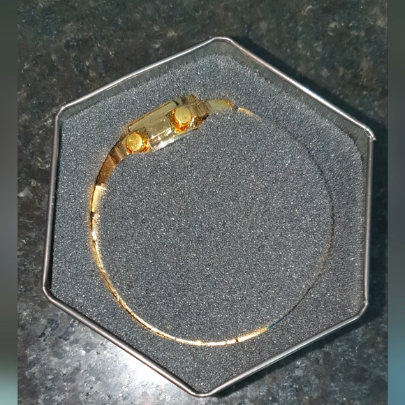 BRAND NEW CASIO G-SHOCK GMW5000 FIX PRICEππ»ππ»ππ» - Picture 6 of 12